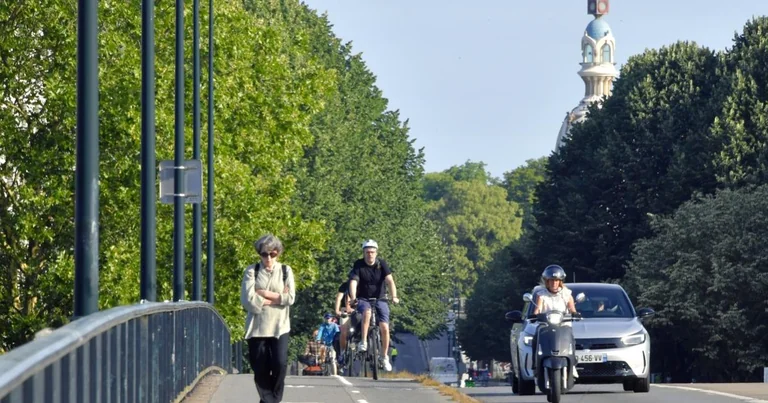 À Nantes, la voiture recule dans les trajets du quotidien: ce qu'il faut retenir