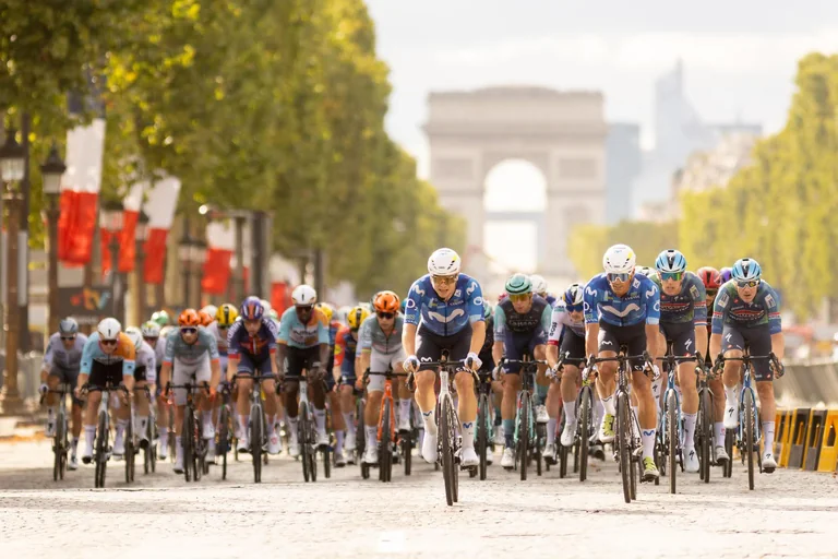 À Paris, van der Poel s’impose au bout du spectacle