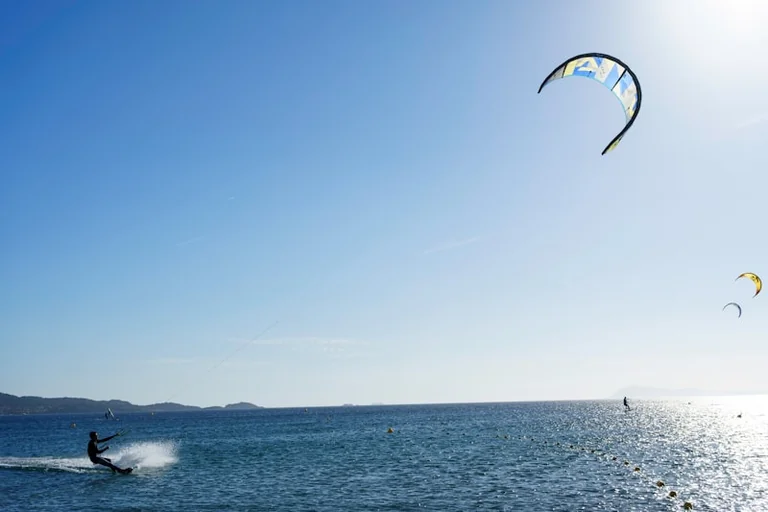 À Hyères, Port-Cros appelé à préciser des faits signalés