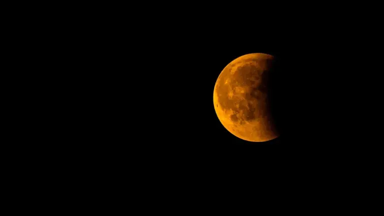 Éclipse à La Roche-sur-Yon : rendez-vous gratuit le 12 août